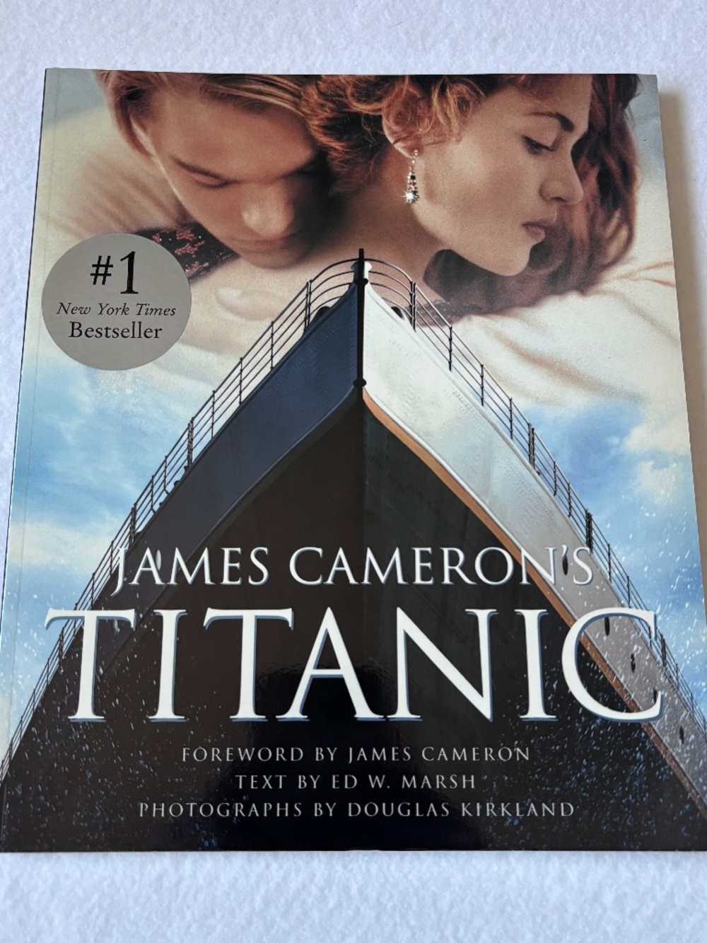 Vintage 1997 James Cameron’s Titanic Movie Companion Book - Great Cond!